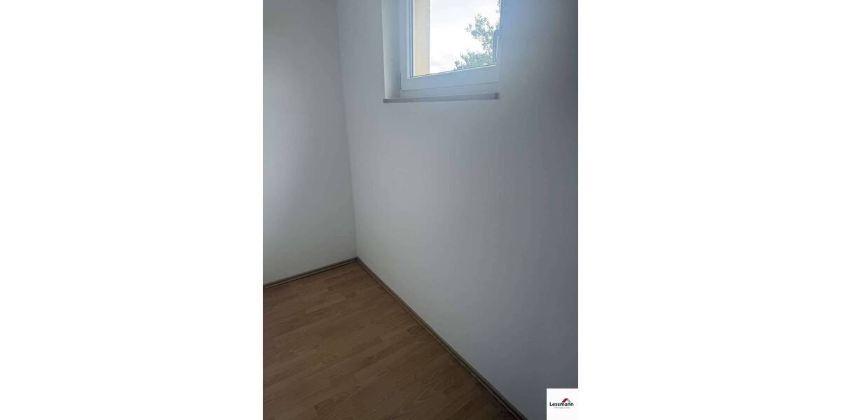 Reihenmittelhaus Feucht - 6 Zimmer, 152 m&sup2;, 1.500&euro; | Angebot:26730698