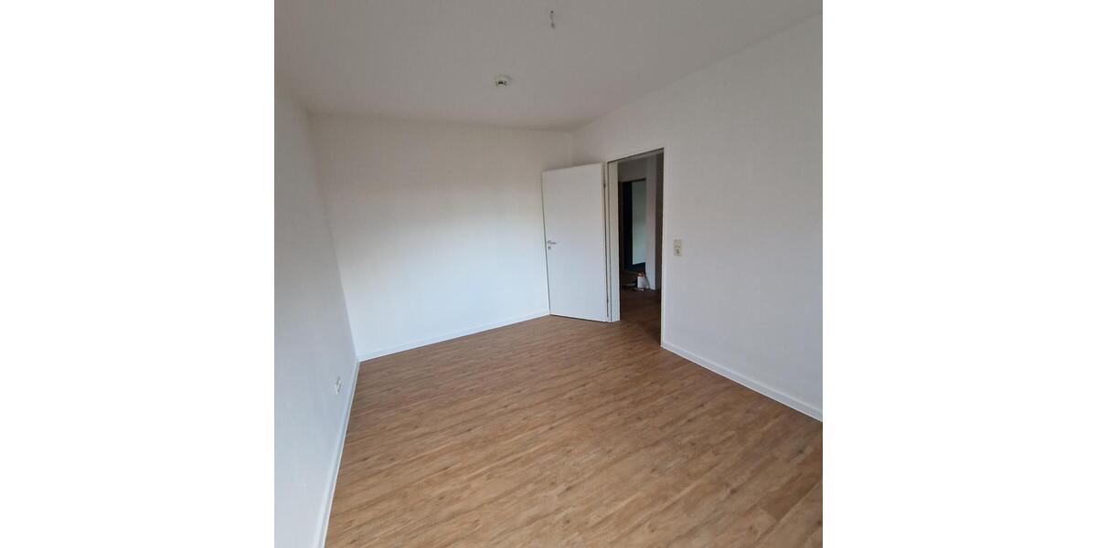 Etagenwohnung Erfurt Kühnhausen - 2 Zimmer, 58 m&sup2;, 650&euro; | Angebot:26248199