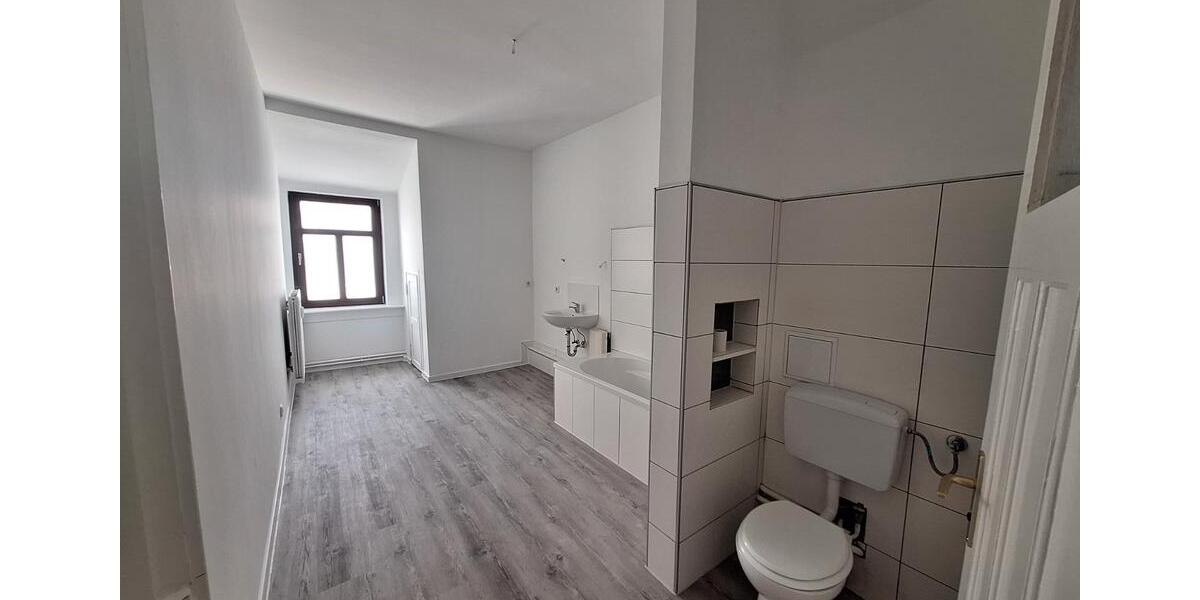 Dachgeschoßwohnung Flensburg Altstadt - 3 Zimmer, 83 m&sup2;, 750&euro; | Angebot:26069149