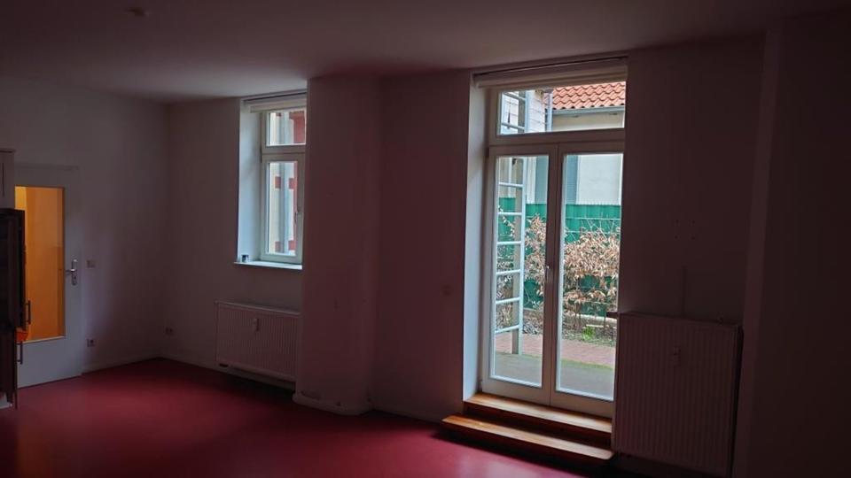 Erdgeschoßwohnung Stralsund - 2 Zimmer, 63 m&sup2;, 575&euro; | Angebot:25810311