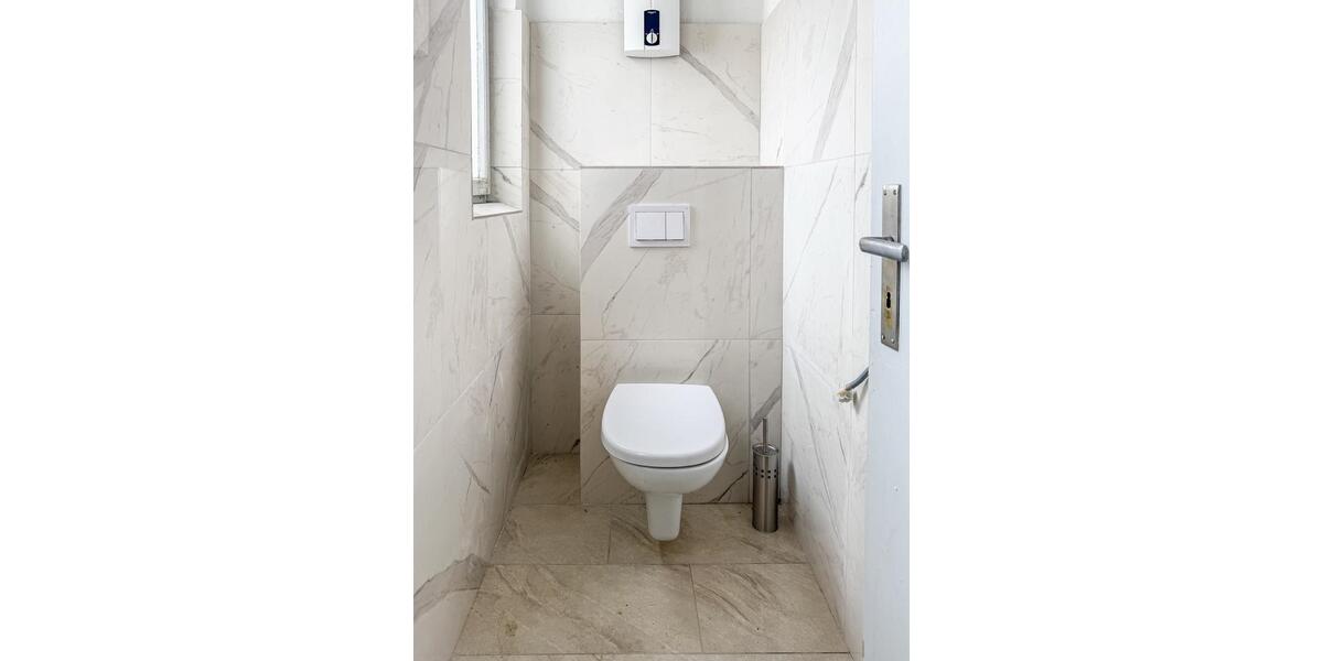 Wohnen auf Zeit Werdohl - 8 Zimmer, 180 m&sup2;, 12&euro; | Angebot:26127807