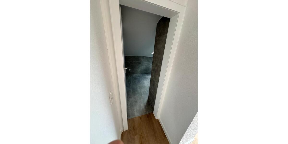 Dachgeschoßwohnung Bad Oeynhausen Dehme - 3 Zimmer, 55 m&sup2;, 450&euro; | Angebot:26591580