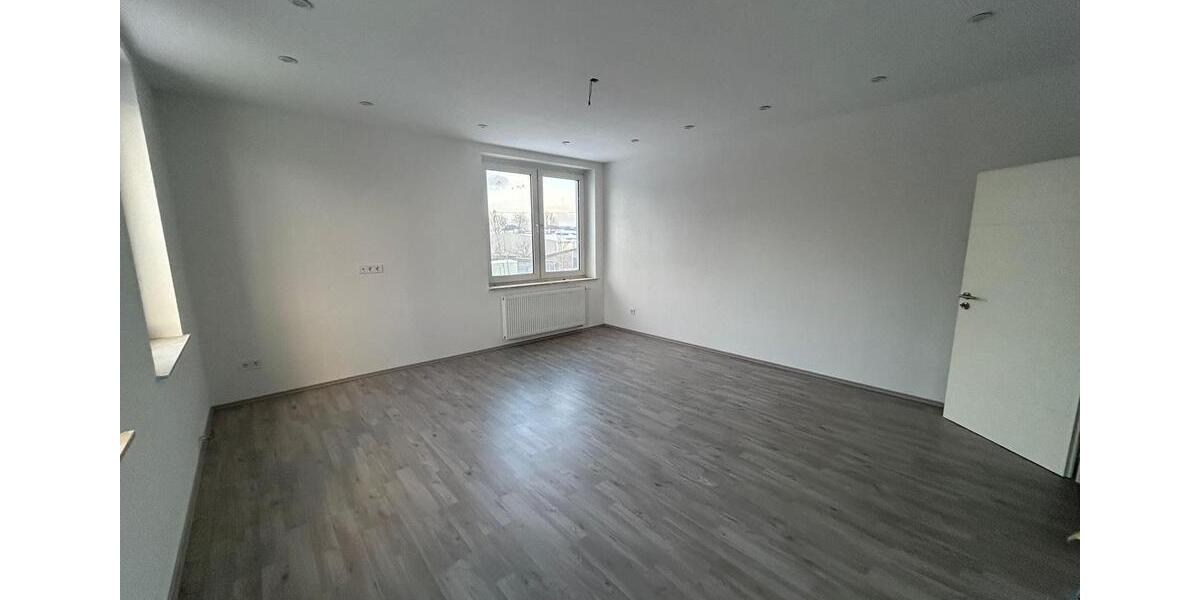 Etagenwohnung Neuenrade - 3 Zimmer, 82 m&sup2;, 500&euro; | Angebot:25221248