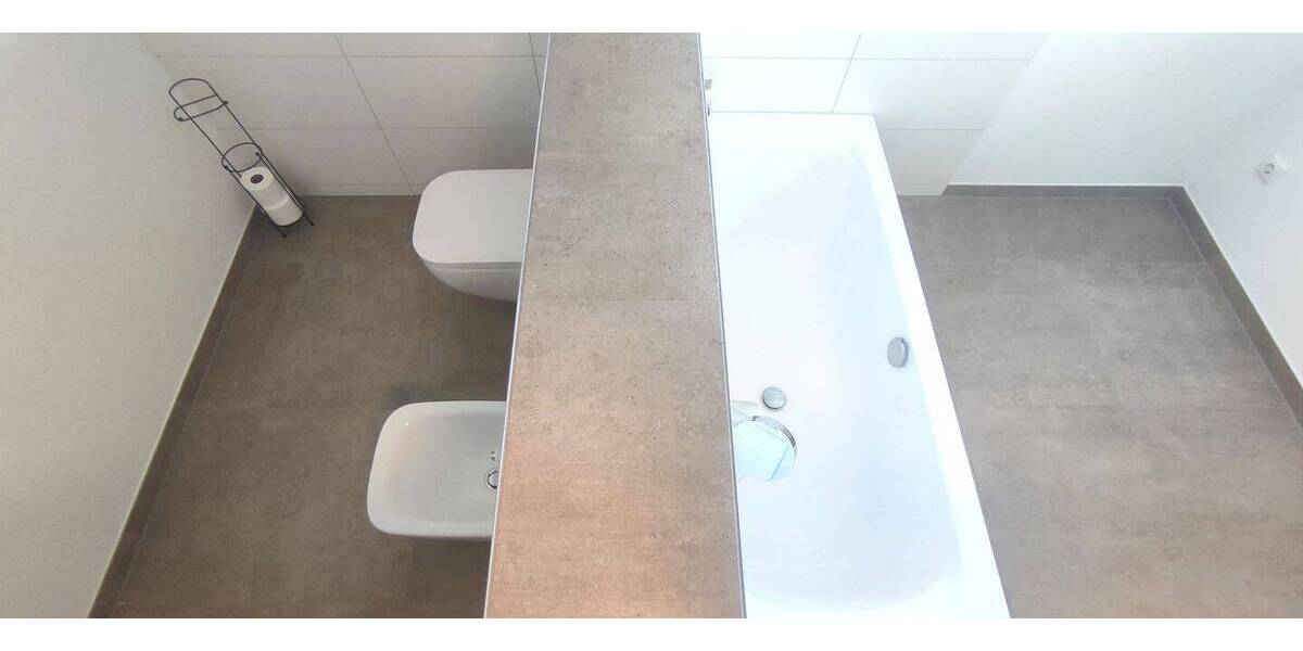 Einfamilienhaus Oberreichenbach - 5 Zimmer, 177 m&sup2;, 2.800&euro; | Angebot:26657299