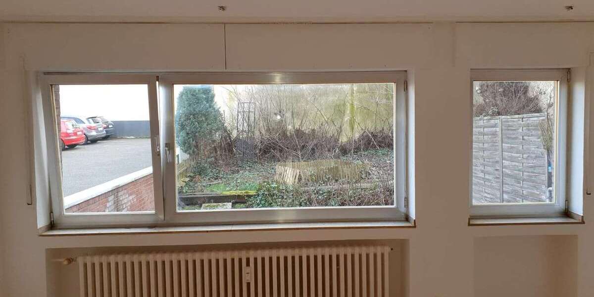 Etagenwohnung Krefeld Krefeld-Mitte - 2 Zimmer, 92 m&sup2;, 610&euro; | Angebot:26047974