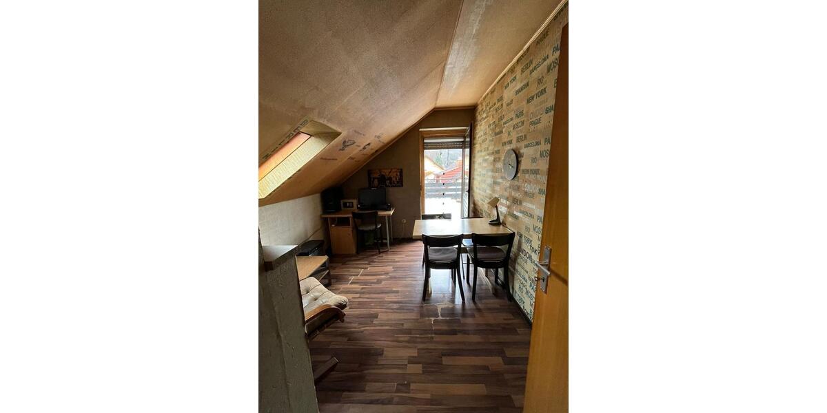 Etagenwohnung Niederaula - 4 Zimmer, 90 m&sup2;, 650&euro; | Angebot:25944222