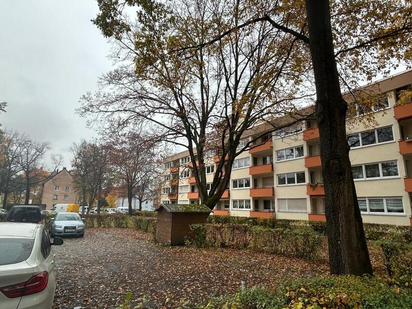 Helle und kernsanierte 3-Zimmer-Wohnung am Frankencenter Nürnberg zimmer