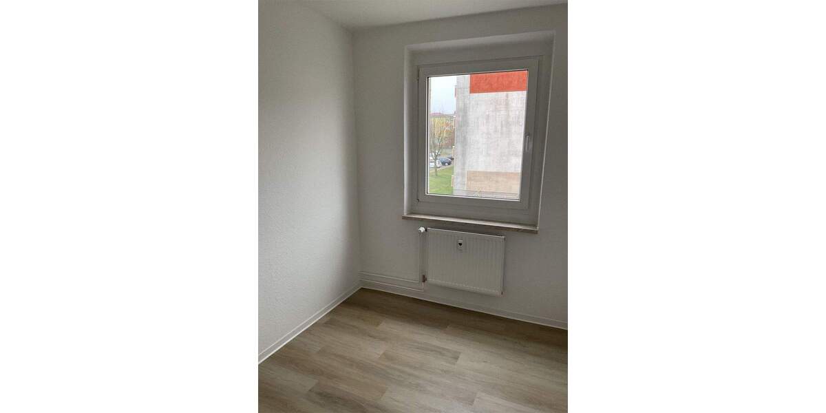 Etagenwohnung Gützkow - 4 Zimmer, 77 m&sup2;, 510&euro; | Angebot:25702212