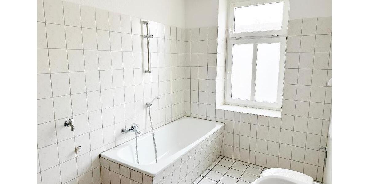 Etagenwohnung Riesa - 1 Zimmer, 45 m&sup2;, 280&euro; | Angebot:25979084