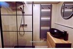 ✨WG-Zimmer 15 m² · 550 € all-in · Erstbezug mit Marmorboden & Bar