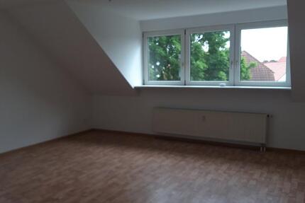 Wohnung Leuna - 3 Zimmer, 64 m&sup2;, 384&euro; | Angebot:25217746