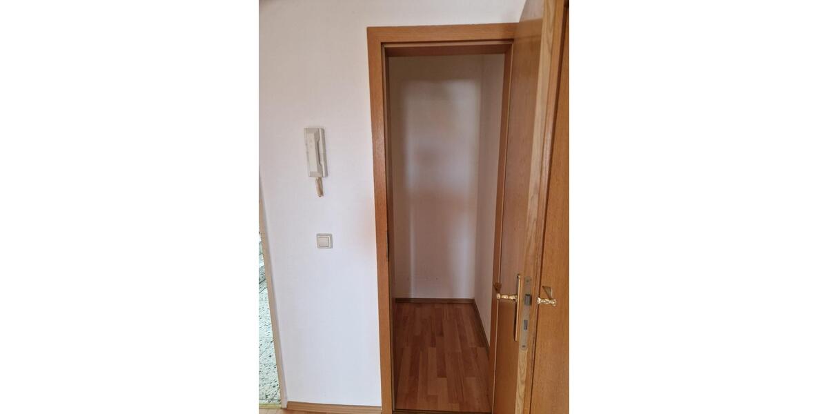 Etagenwohnung Wanzleben-Börde Börde - 3 Zimmer, 81 m&sup2;, 460&euro; | Angebot:26262561