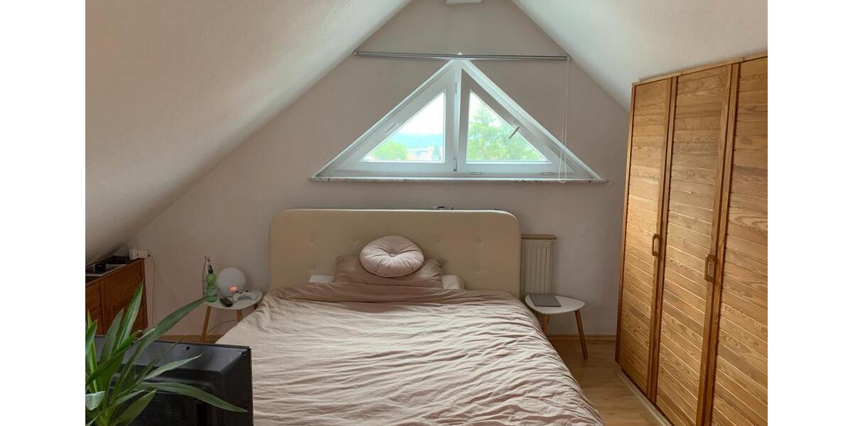 Dachgeschoßwohnung Trossingen - 1.5 Zimmer, 45 m&sup2;, 530&euro; | Angebot:26449309