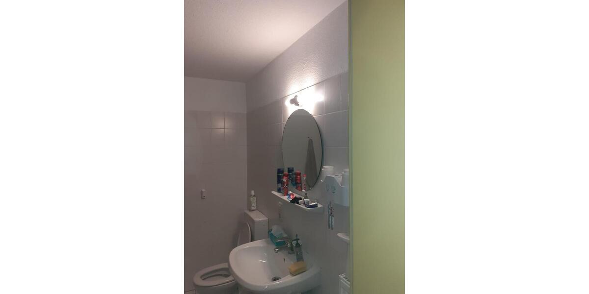 Schöne 2 Zimmer DG-Wohnung in Preußisch-Oldendorf zu vermieten (08) (ID 614) 2 zimmer