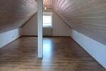 Dachgeschoßwohnung Hohenroth - 2.5 Zimmer, 98 m&sup2;, 620&euro; | Angebot:26515790