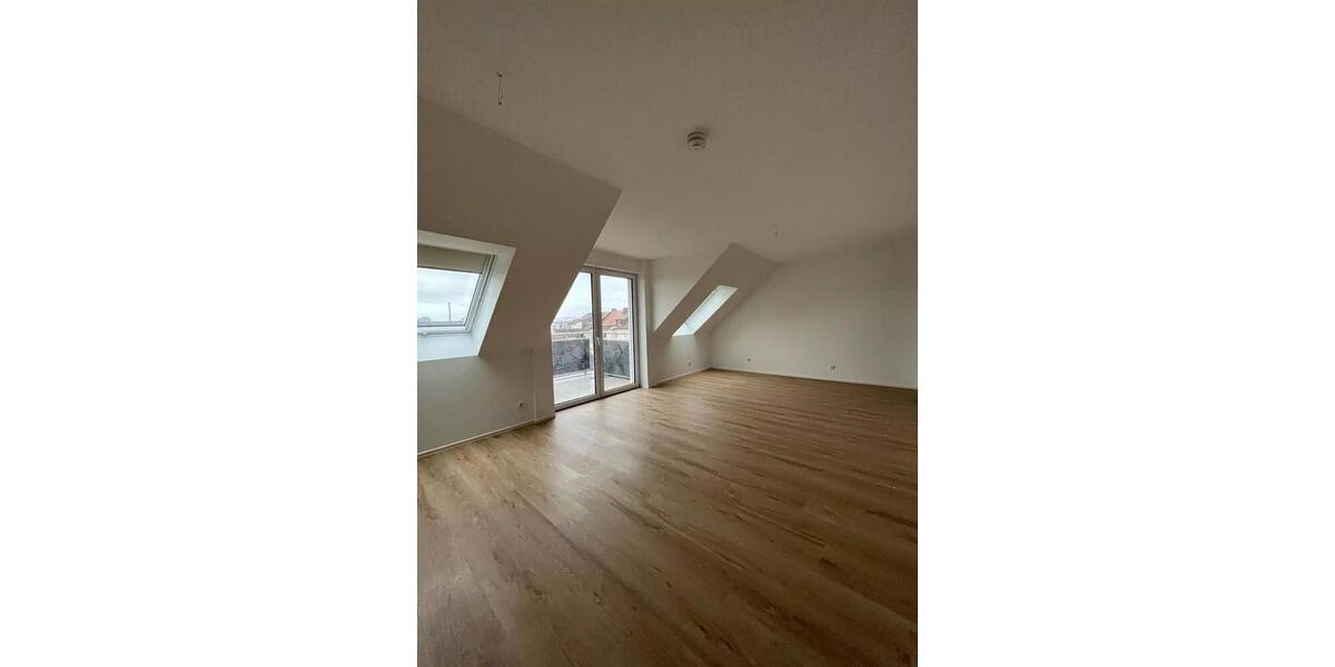 Dachgeschoßwohnung Schweinfurt Gartenstadt - 4 Zimmer, 98 m&sup2;, 1.190&euro; | Angebot:25990721