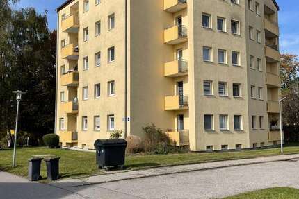 Wohnung Traunreut Hochreit - 2 Zimmer, 50 m&sup2;, 540&euro; | Angebot:26194224