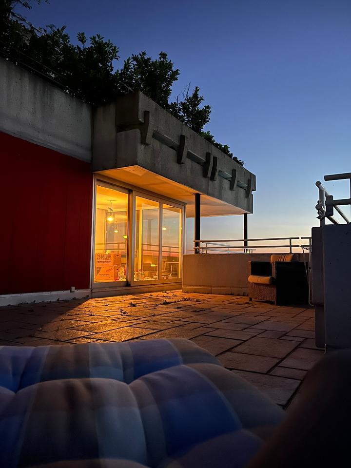 Juwel Penthouse 60 qm Dach-Terrasse und Fensterfront 17. Stock