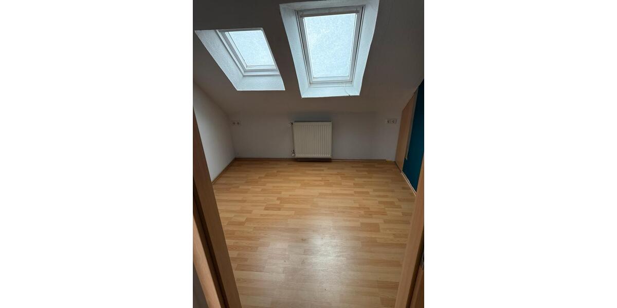 Dachgeschoßwohnung Esens - 3 Zimmer, 55 m&sup2;, 750&euro; | Angebot:24640435