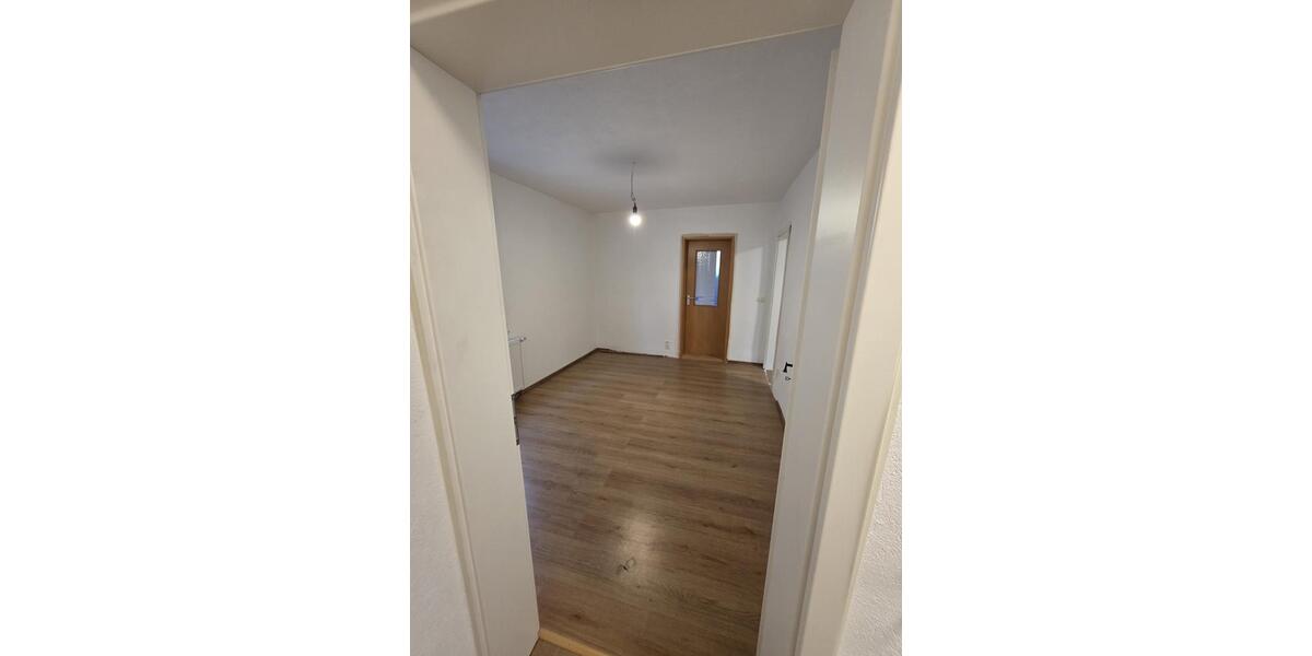Etagenwohnung Kirchheim unter Teck - 3 Zimmer, 75 m&sup2;, 1.000&euro; | Angebot:26562341