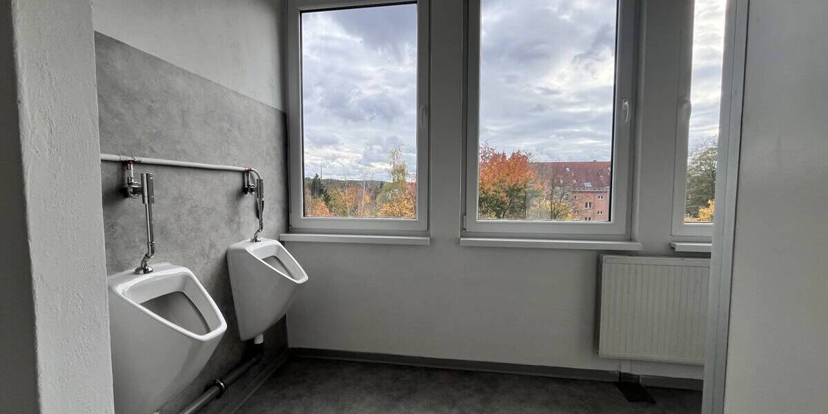 Gewerbeobjekt Zwickau / Pölbitz Pölbitz - 5 Zimmer, 457 m&sup2;, 3.000&euro; | Angebot:26156717