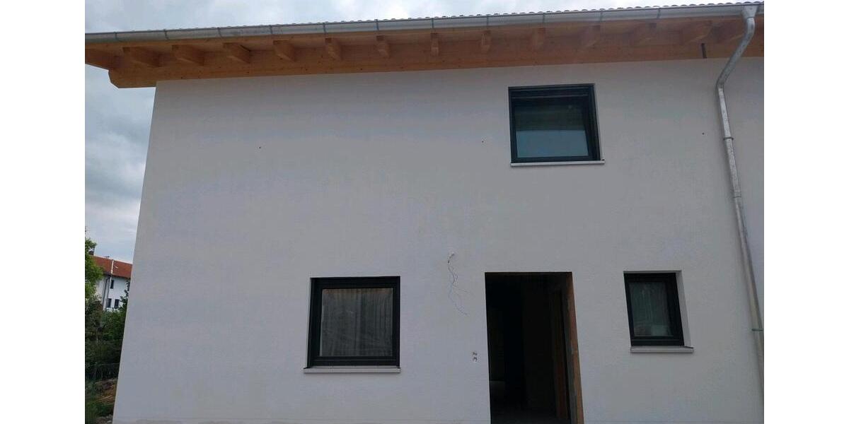 Etagenwohnung Obergünzburg - 5 Zimmer, 145 m&sup2;, 1.500&euro; | Angebot:25185403