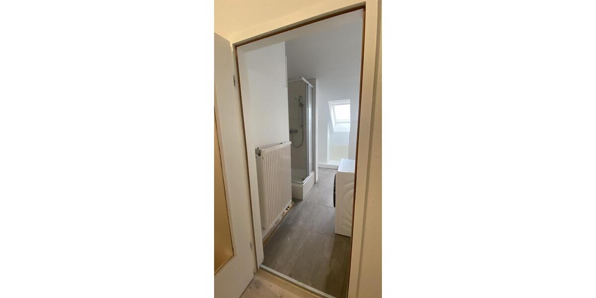 Wohnen auf Zeit Leipzig Nord - 16 Zimmer, 64 m&sup2;, 390&euro; | Angebot:26540260