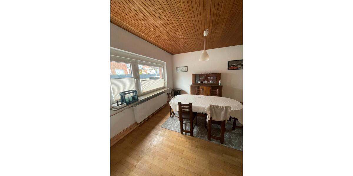 Wohnen auf Zeit Osterrönfeld - 4 Zimmer, 120 m&sup2;, 400&euro; | Angebot:26241646