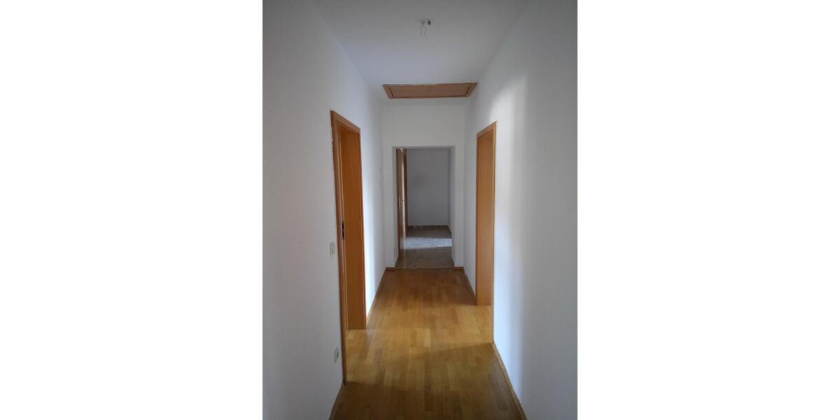 Dachgeschoßwohnung Waldkappel - 5 Zimmer, 83 m&sup2;, 450&euro; | Angebot:24637053