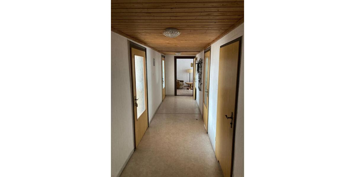 Etagenwohnung Schwarzenberg/Erzgebirge Erzgebirge - 5 Zimmer, 145 m&sup2;, 725&euro; | Angebot:26053231