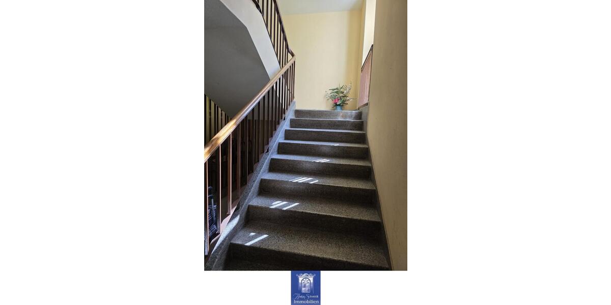Erdgeschoßwohnung Großschirma - 4 Zimmer, 74 m&sup2;, 475&euro; | Angebot:26432015
