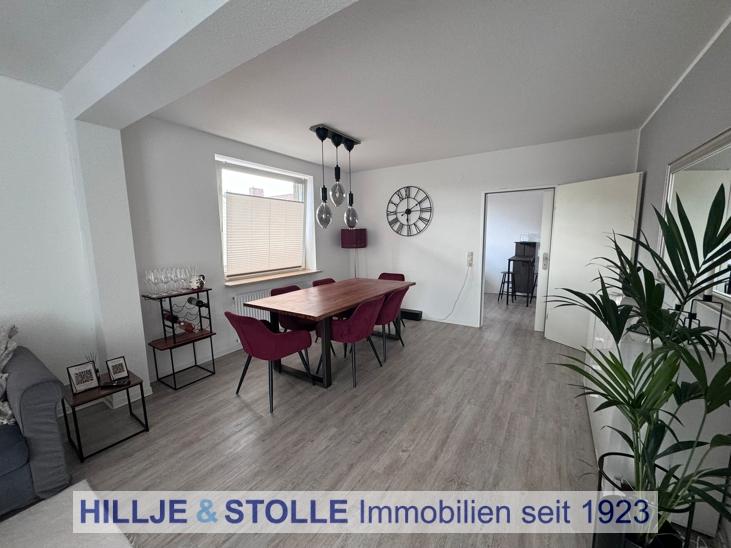 Etagenwohnung Ovelgönne - 3.5 Zimmer, 106 m&sup2;, 900&euro; | Angebot:24571785