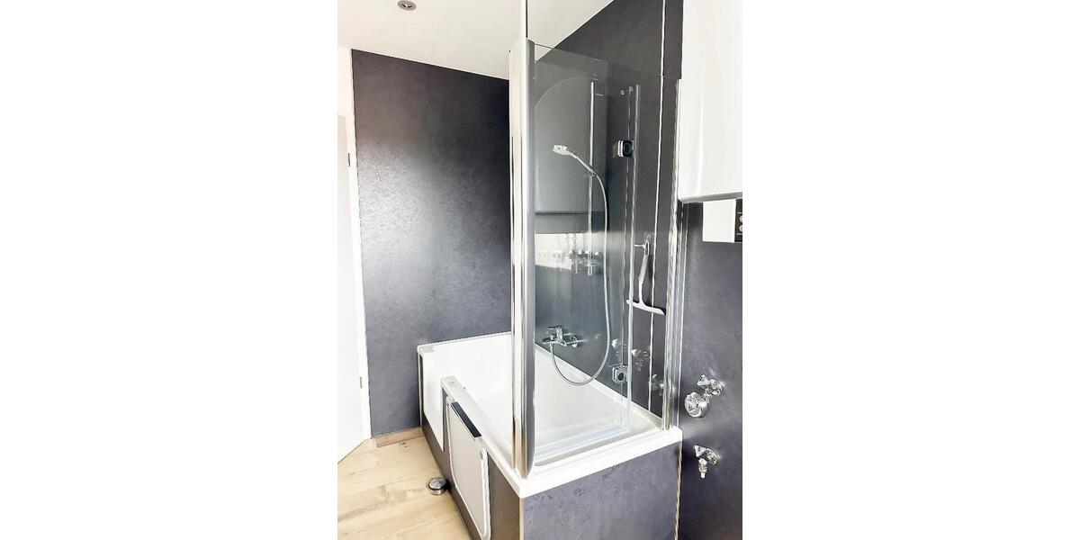 Etagenwohnung Nünchritz - 4 Zimmer, 94 m&sup2;, 625&euro; | Angebot:25979087