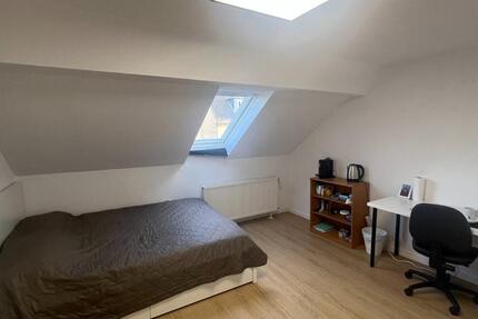 Single Room Available in a Shared Apartmen 15 zimmer