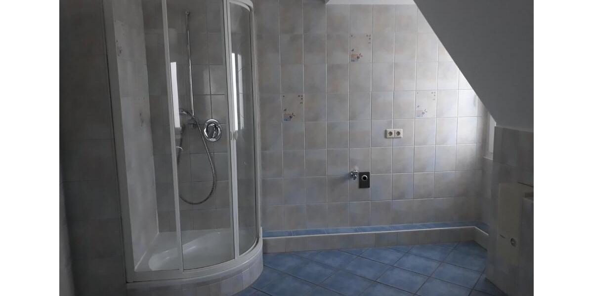 Dachgeschoßwohnung Koblenz Arenberg-Immendorf - 2 Zimmer, 94 m&sup2;, 880&euro; | Angebot:24976878