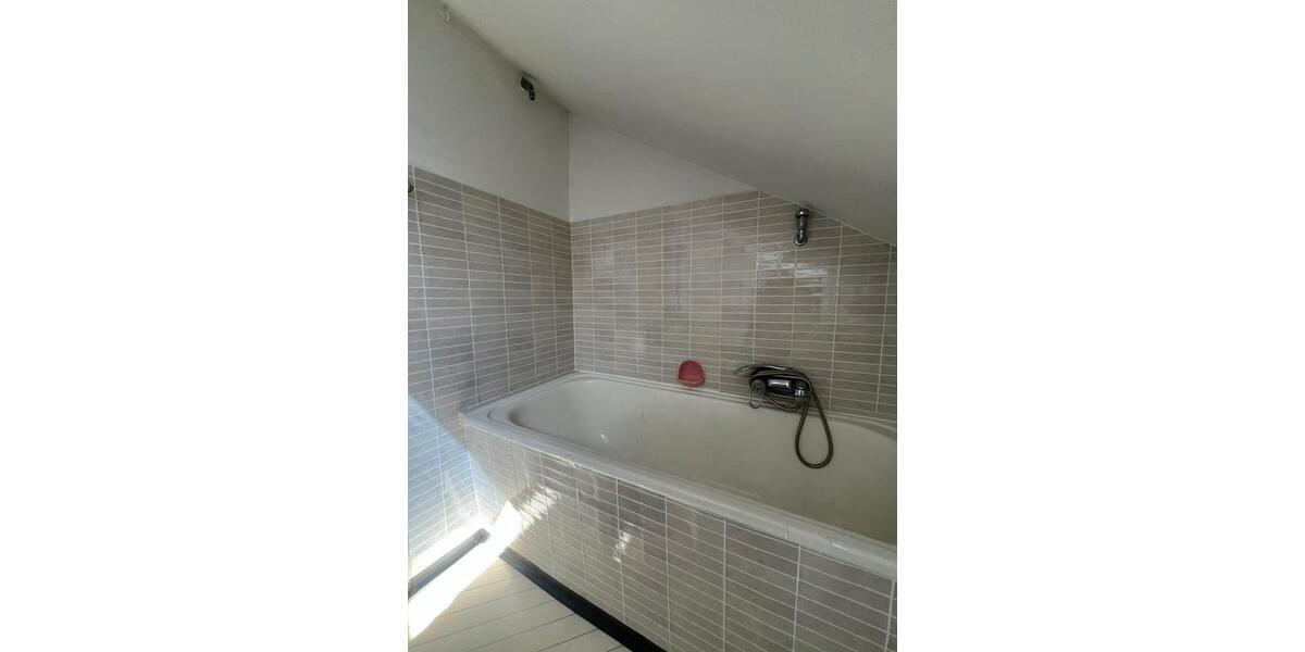 Dachgeschoßwohnung Niedereschach - 2 Zimmer, 49 m&sup2;, 525&euro; | Angebot:26398183