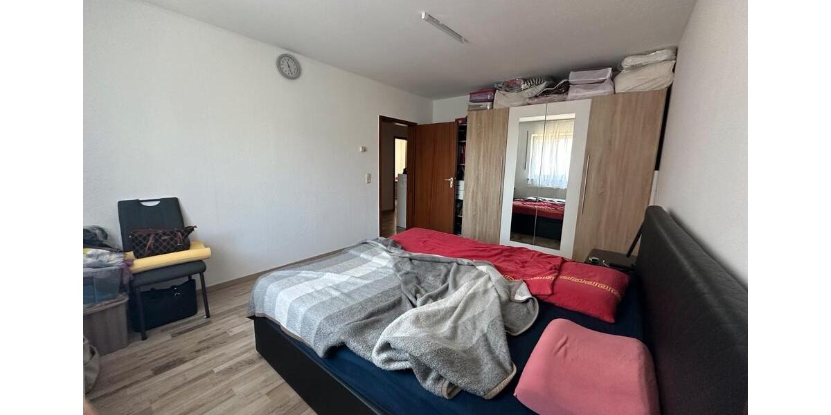 Etagenwohnung Gelnhausen - 4 Zimmer, 115 m&sup2;, 1.250&euro; | Angebot:26705432