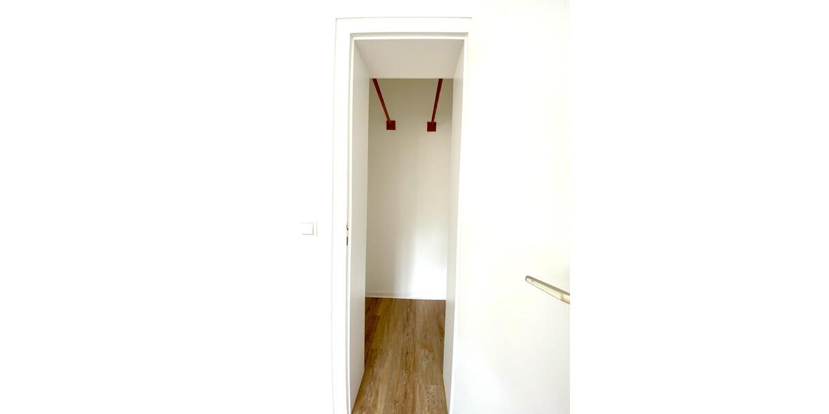 Etagenwohnung Krefeld Gellep-Stratum - 3 Zimmer, 92 m&sup2;, 790&euro; | Angebot:26426279