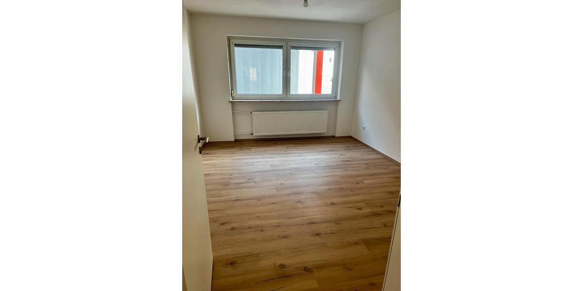 Erdgeschoßwohnung Waldsassen - 3 Zimmer, 85 m&sup2;, 600&euro; | Angebot:26580900