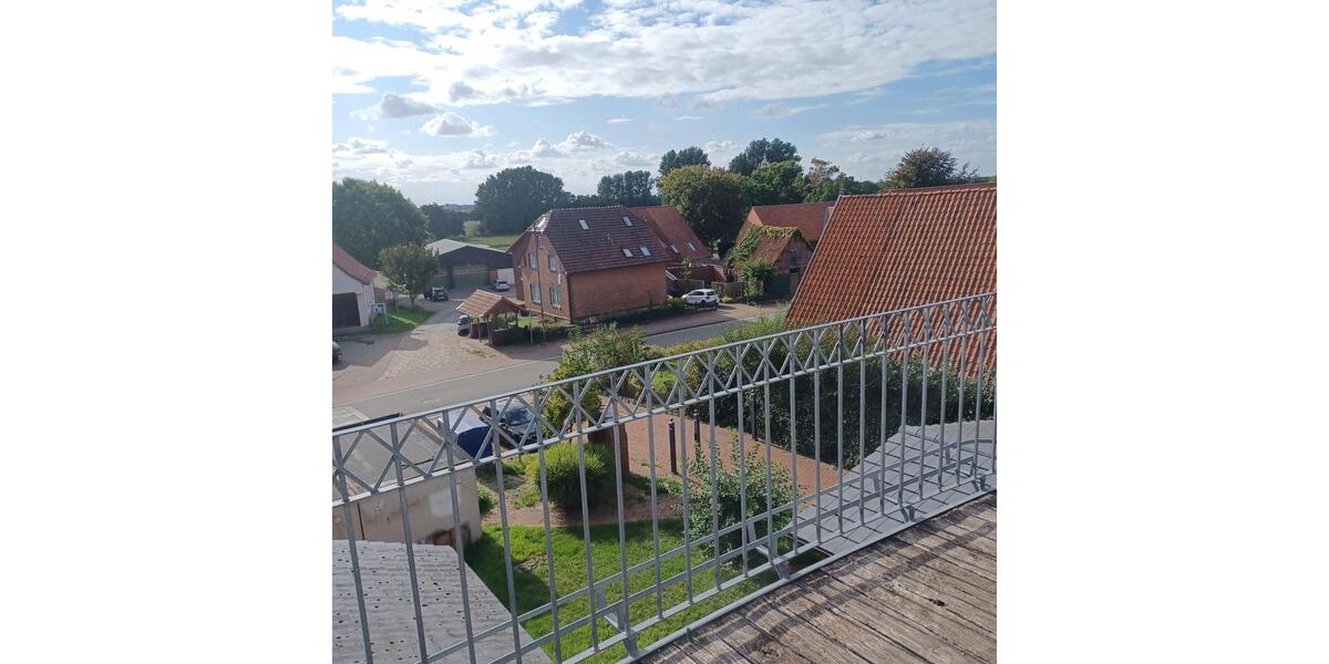 Dachgeschoßwohnung Petershagen - 4 Zimmer, 120 m&sup2;, 800&euro; | Angebot:26539772