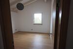 Dachgeschoßwohnung Weiden in der Oberpfalz - 3 Zimmer, 92 m&sup2;, 1.150&euro; | Angebot:25839193