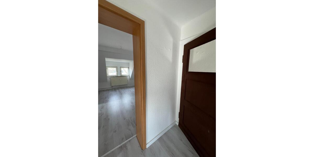 Dachgeschoßwohnung Nentershausen - 2 Zimmer, 48 m&sup2;, 280&euro; | Angebot:24806764