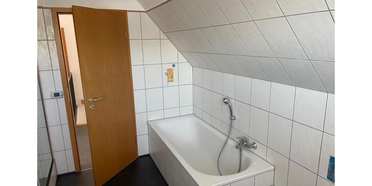 Renoviertes freistehendes EFH mit idyllischem Garten 4 zimmer