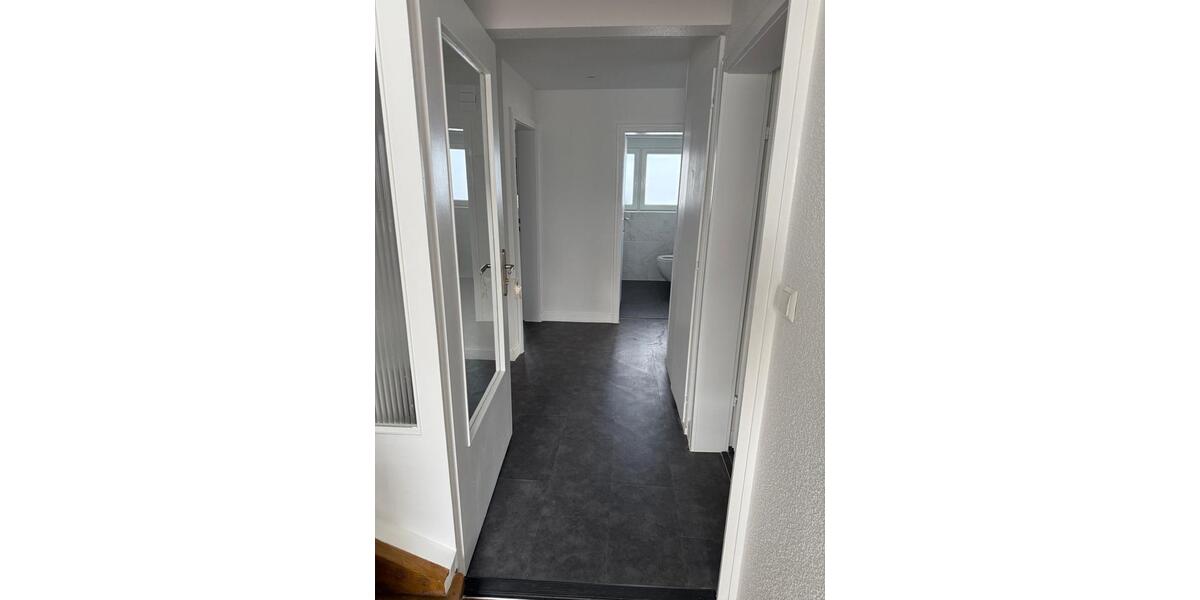 Etagenwohnung Auggen - 3 Zimmer, 82 m&sup2;, 1.100&euro; | Angebot:26006384