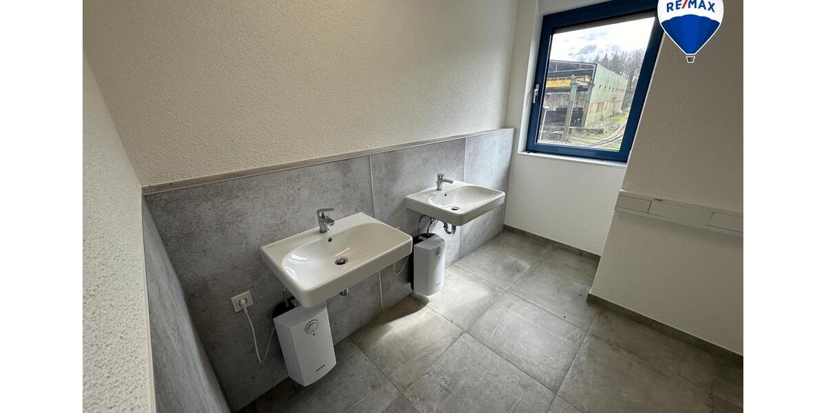 Gewerbeobjekt Saarwellingen - 1.800&euro; | Angebot:22990080