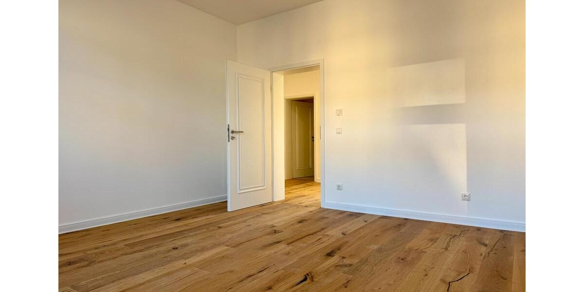 Hochparterre Limbach-Oberfrohna Oberfrohna - 4 Zimmer, 120 m&sup2;, 1.198&euro; | Angebot:24712422