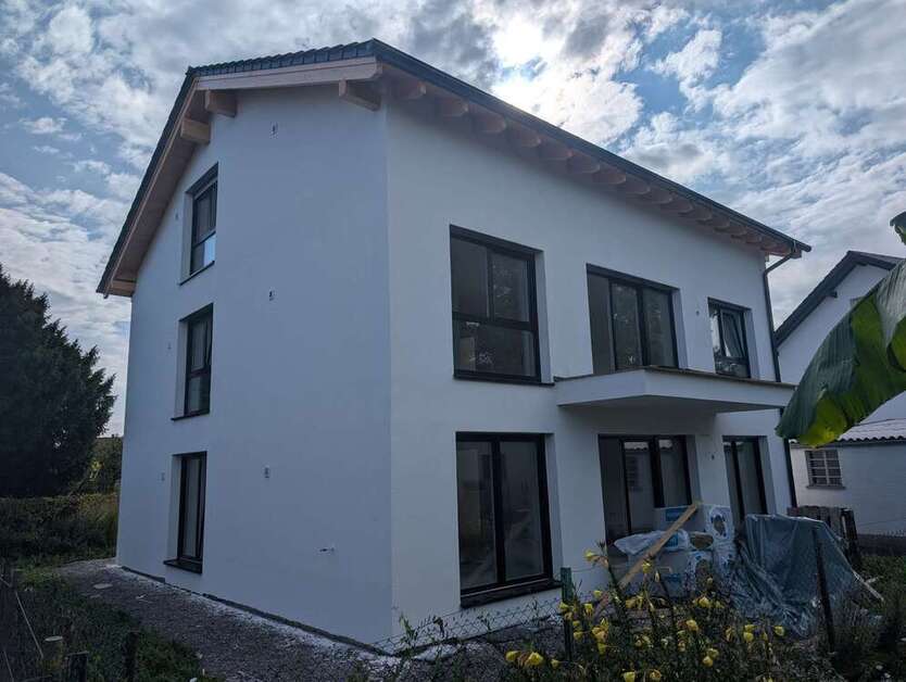 Wohnung zum Mieten in Steinmauern 1.720 € 155 m²