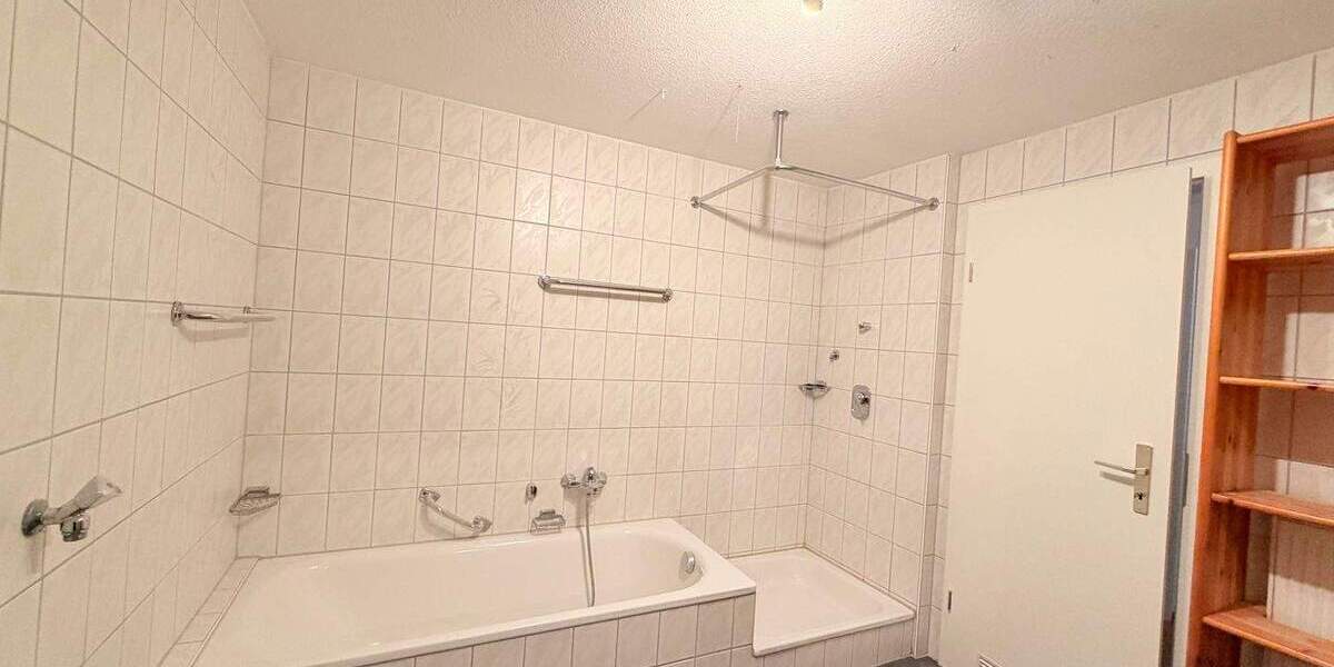 Etagenwohnung Ettenheim - 3 Zimmer, 92 m&sup2;, 900&euro; | Angebot:25156130