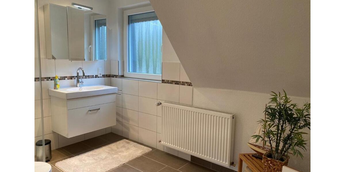 Etagenwohnung Cochem - 5 Zimmer, 86 m&sup2;, 1.250&euro; | Angebot:26429808