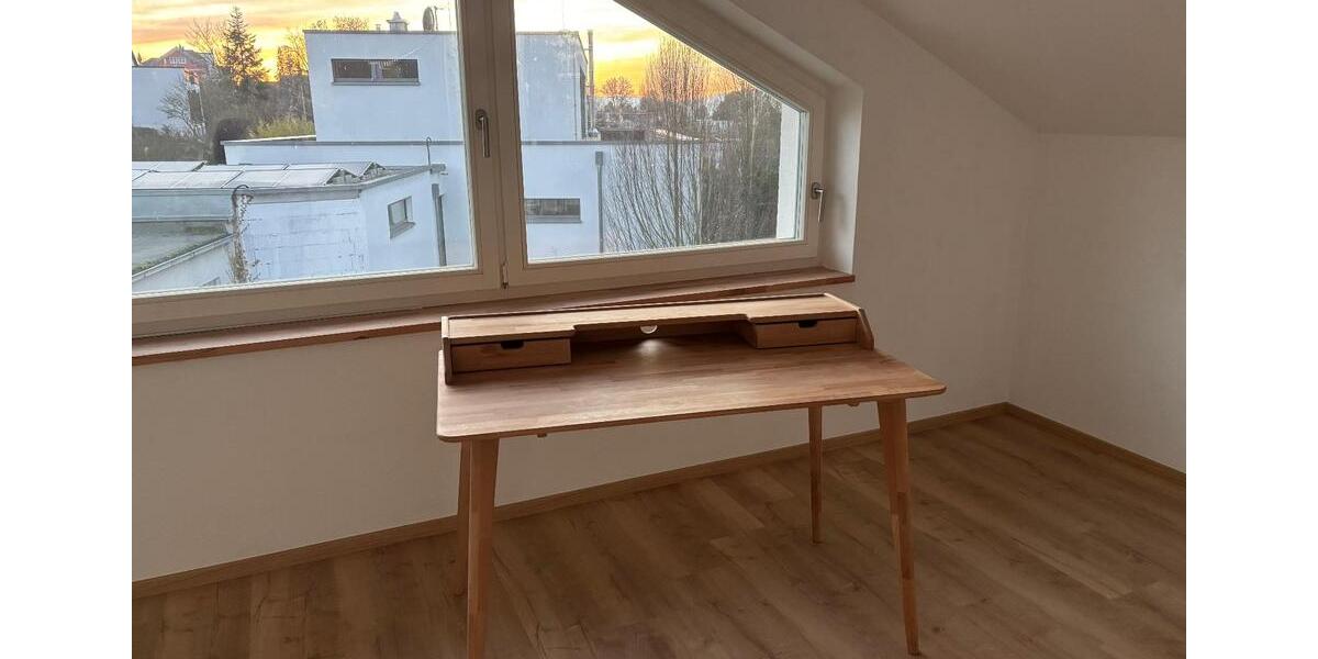 Dachgeschoßwohnung Würzburg Frauenland - 3 Zimmer, 90 m&sup2;, 1.200&euro; | Angebot:24455498